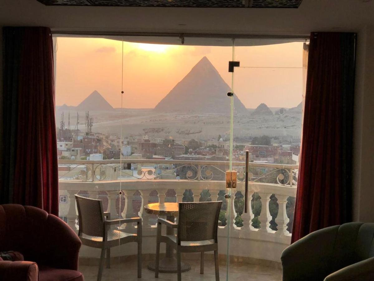 Full Pyramids View Apartment With Balcony For 8 P Kafret el-Gabal Exteriér fotografie