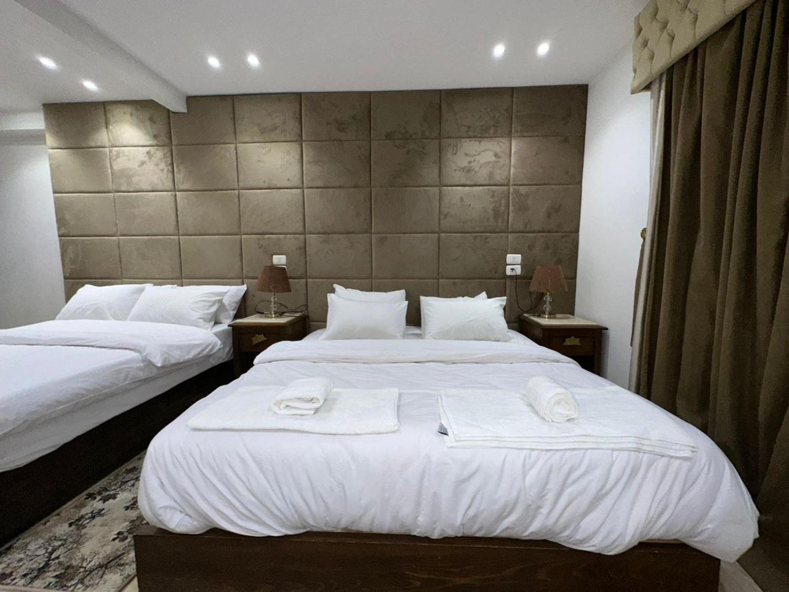 Full Pyramids View Apartment With Balcony For 8 P Kafret el-Gabal Exteriér fotografie